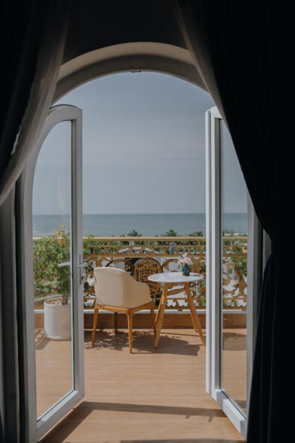 Paris Hotel Binh Thuan Tuy Phong Exteriör bild